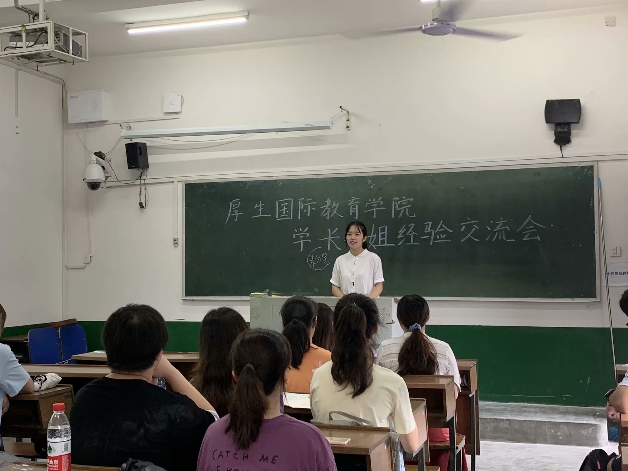 1624585880773078663.jpg lijing.jpg